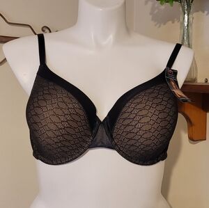 Maidenform Black Lace Underwire Bra - Smooth T-Shirt Style Size 42C